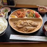 ごはんです - 料理写真: