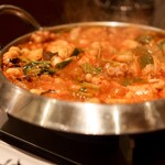 サウィ食堂 - 店員さんが丁寧に作ってくれます