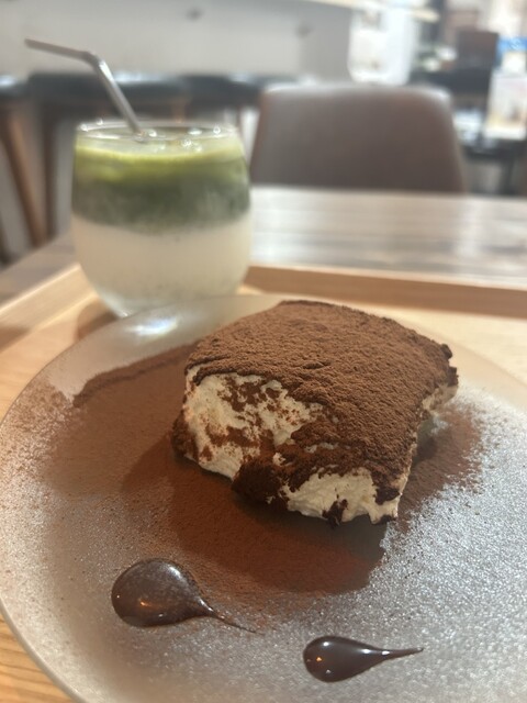 100Cafe - 第一通り/カフェ | 食べログ