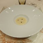 ボウ・デパール青山倶楽部 - 新玉ねぎのピュアヴルーテ