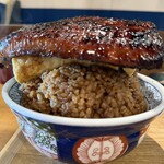 いづも - そびえる鰻玉丼