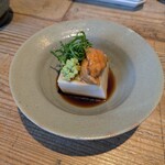 浅草 更科天狐 - 「生雲丹乗せ胡麻豆腐 旨出汁かけ」