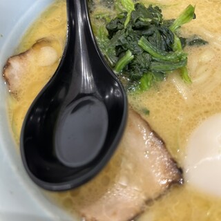 横浜家系ラーメン 龍馬家_1