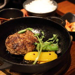 BAKURO - 和牛ハンバーグセット