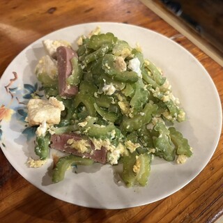 珍味と沖縄の味 うちなー家_1