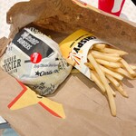 カールスジュニア - 