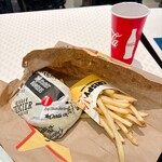 カールスジュニア - 