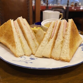 青山壹番館_1
