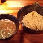 瞠 - 濃厚魚介つけめん