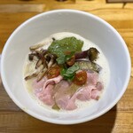 麺処 飯田家 - 料理写真:ジェノベーゼ鶏白湯ラーメン