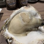 銀座で生牡蠣が美味しい専門店 牡蠣Bar - 
