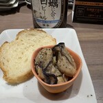 銀座で生牡蠣が美味しい専門店 牡蠣Bar - 