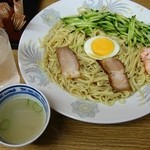 珍来軒 - 冷麺小650円+冬季限定サービススープ