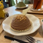 レ・プティット・パピヨット - モンブラン　790円（税込）　※これは……私の求めていた、栗のケーキではないなぁ