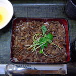 Kicchin Sugimoto - 黒毛和牛 牛肉重（699円）
