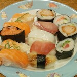 ハート - 買ってきたお寿司を取り分けました (2026.06.06)