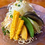 中華料理 信悦 - 夏野菜よだれ鶏冷麺