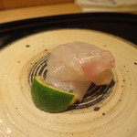 鮨 田なべ - 平目の刺身