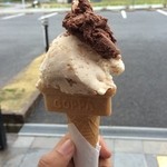 イタリアンジェラート - 栗のジェラート（チョコはおまけ）300円