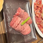 炭火焼肉 とみや - 料理写真: