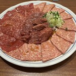 炭火焼肉 牛和鹿 - 