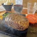 たちばなのバーグステーキ 本店と工房 - 