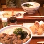 うどん泉里 - 季節？限定牛スジうどん