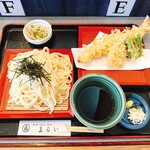 まるいうどん - 料理写真: