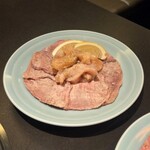 焼肉 静龍苑 - 