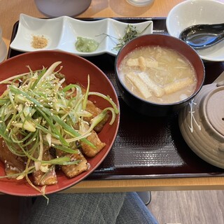肉屋食堂 たけうち_0