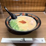 一蘭 - 料理写真:「天然とんこつラーメン(創業以来)」980円税込み♫