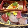 ホテル若水 - 料理写真:刺身は、マグロ、鯛、カンパチ