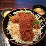なごみどり - 地鶏カツ丼　880円