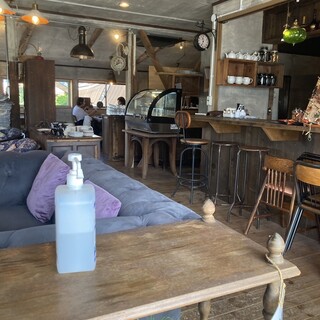 猫まち駅舎 Cat Station cafe & bar_2
