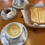 コメダ珈琲店 - 料理写真:モーニングセット✖️2