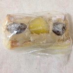 オノベーカリー - モンブラン、クリームが二層になっています