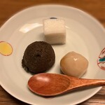 山城屋庄蔵 - 【デザート】ほうじ茶アイス、杏子あんこ玉、長芋軽羹