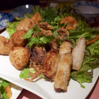 アンナン ブルー 本店