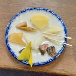 近為 - 試食
柚こしょうごぼう/梅酢たくあん
詩仙きゅうり/柚こぼし/竹の子しょうゆ漬
南京づけ/しばづけ