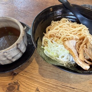 魚骨ラーメン 鈴木さん_0