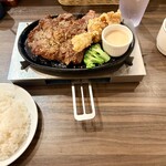 ステーキMAX - 料理写真: