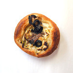 小麦と酵母 濱田家 - 料理写真:アンチョビ春キャベツ