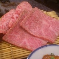 肉の匠 将泰庵  船橋本店 - ザブトン（上ロース）