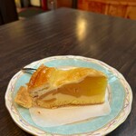 コーヒーの大学院 ルミエール・ド・パリ - アップルパイ 500円※ケーキセット1,050円