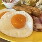 ビッグボーイ - このフライエッグ（目玉焼き）は完璧ですねd(^o^)b