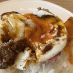 ビッグボーイ - そこにハンバーグと目玉焼き、デミグラスを乗せて！！