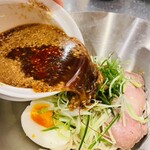  カープ鳥 - 汁なし担々麺
