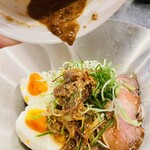  カープ鳥 - 汁なし担々麺
