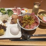 ベッセルイン心斎橋 - 料理写真: