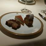 アピシウス - 　ブリュレ　バナナのパウンドケーキ　パリブレスト　　